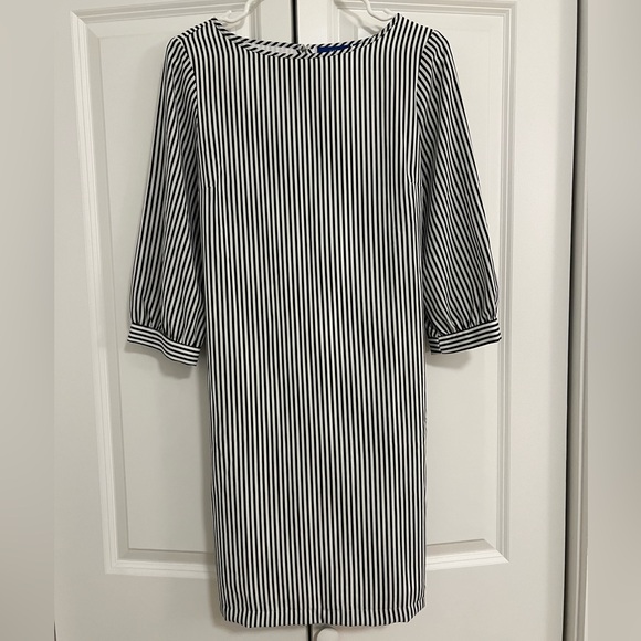 Apt 9 Long Sleeved Black and White Striped Small Dress - Picture 1 of 4